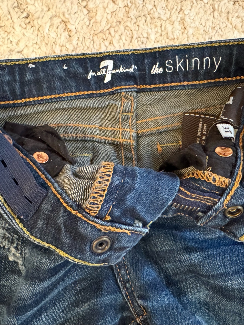 7 for all Mankind toddler girls distressed skinny jeans -size 3T - EUC! Like new - Picture 3 of 5
